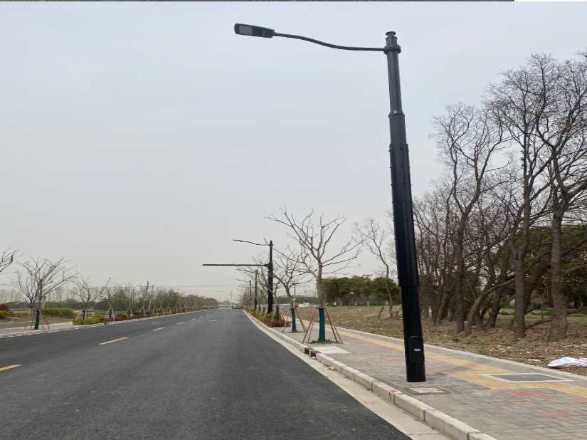 乌兰浩特市上海综合杆 太阳能路灯工程