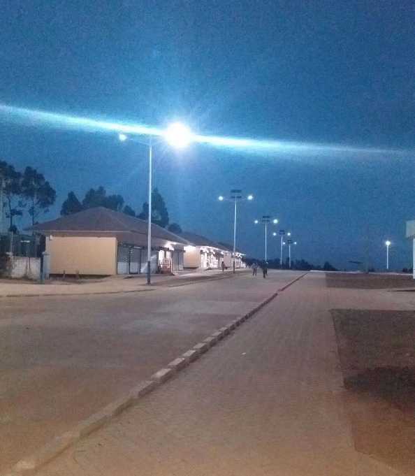 乌兰浩特市非洲科特迪瓦太阳能路灯工程